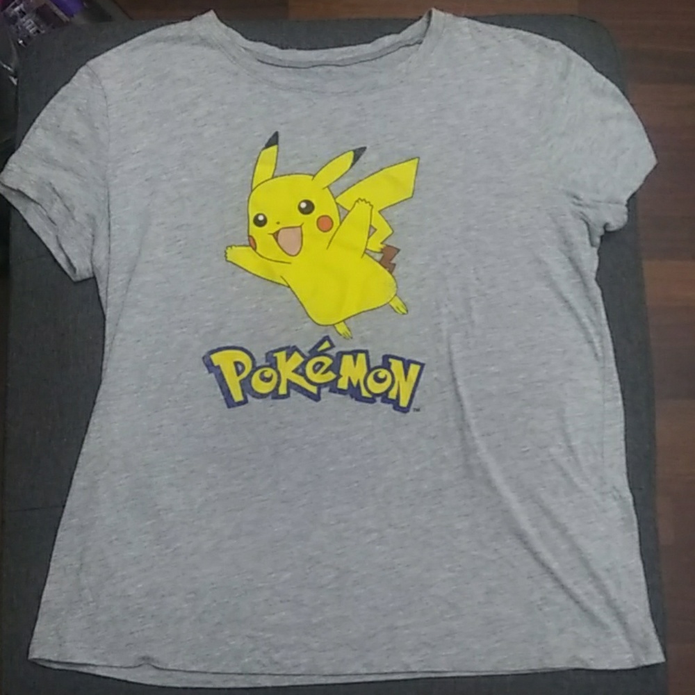 Women's L tee shirt